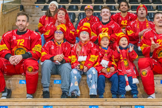 Verlosung Trikots vom SCL Family-Game