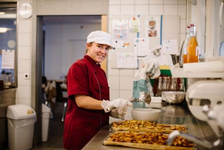 mitarbeiterin gastro